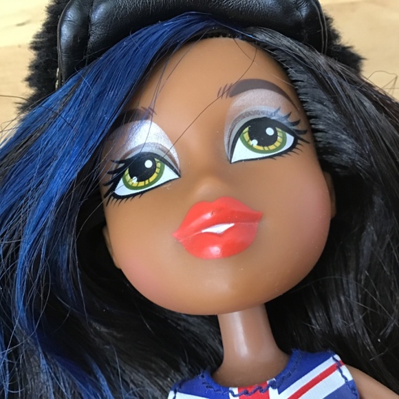 Bratz Doll - Picture 9 of 11